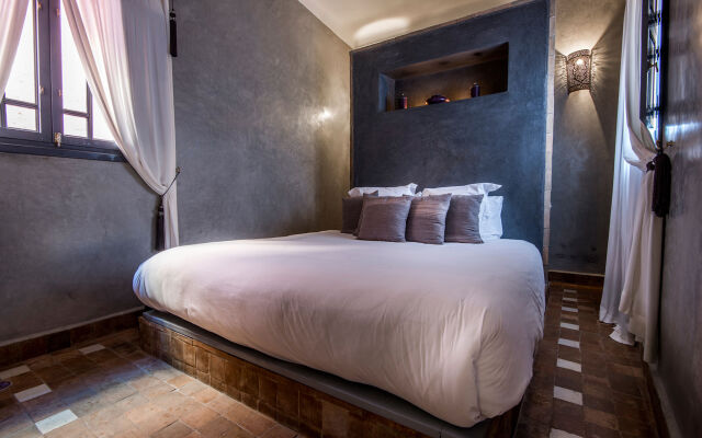 Riad Abaka by Ghali