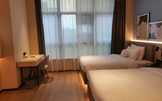 Country Inn &Changde First People's Hospital Branch
