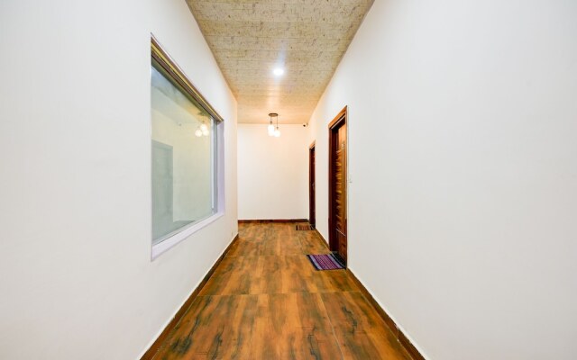 Hotel Shiva Lake Mussorrie