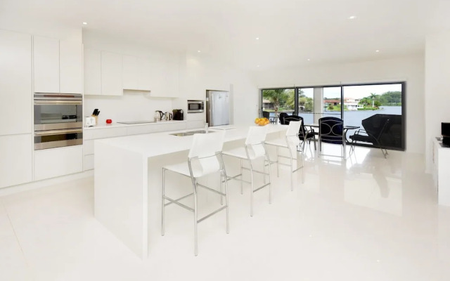 Serenity - Beauty on the Water