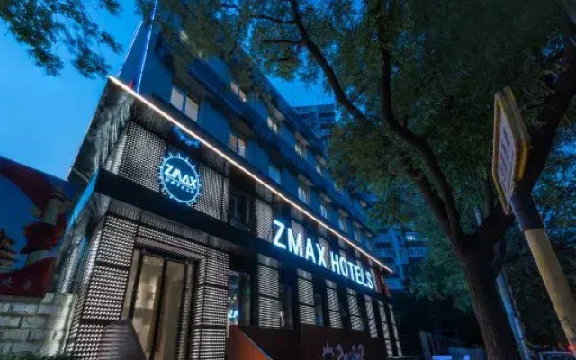 Zmax Hotel Beijing Wangjing Jiuxianqiao Xingji Bear