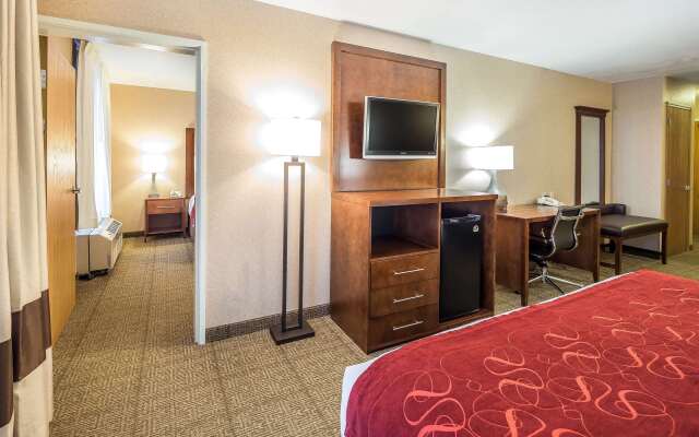 Comfort Suites Anchorage International Airport