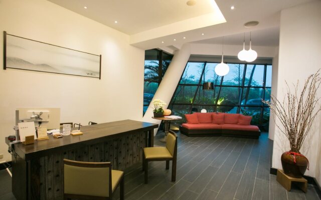 Tsuwu Hot Spring Hotel