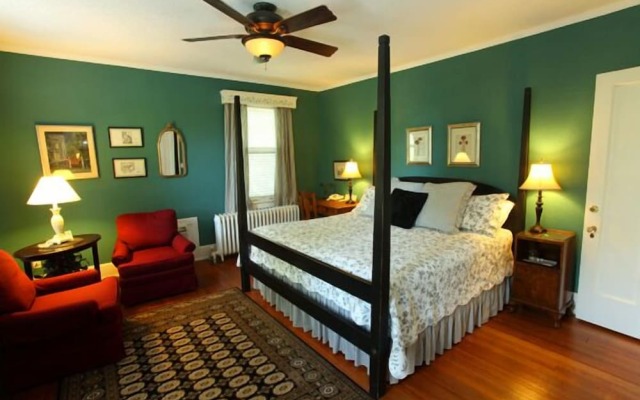 The Brown Street Inn