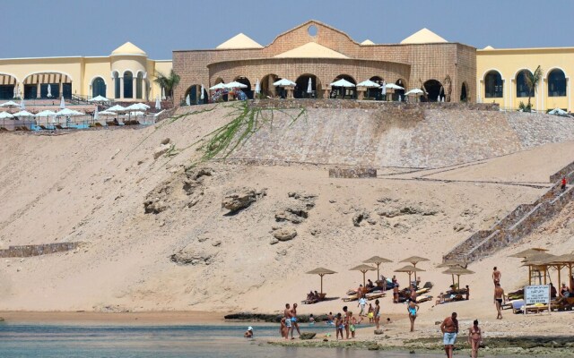 Red Sea Taj Mahal Resort & Aqua Park