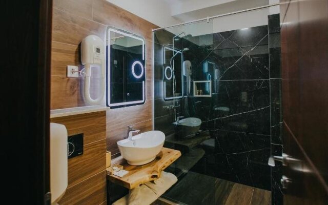 Lostrita - Pastravrie, Hotel & SPA