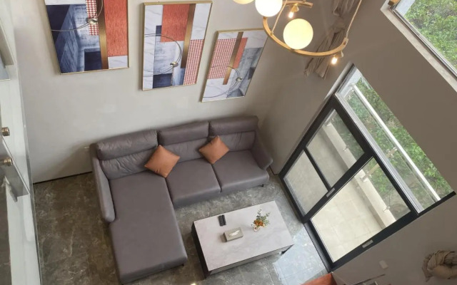 Elizabeth Golf Apartment