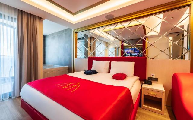 Granada Luxury Red