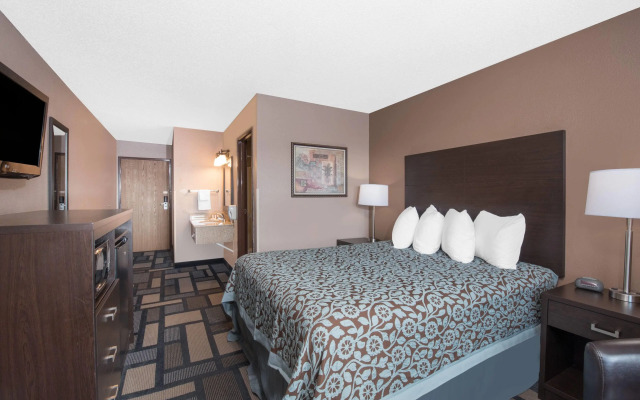 Days Inn by Wyndham Watertown