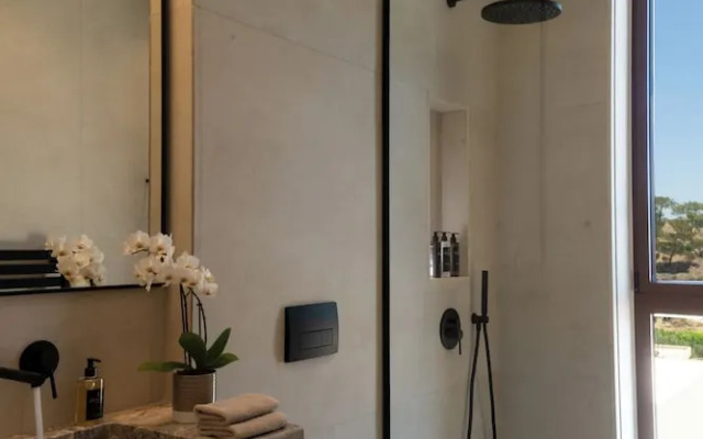 Seanatra Luxury Villas