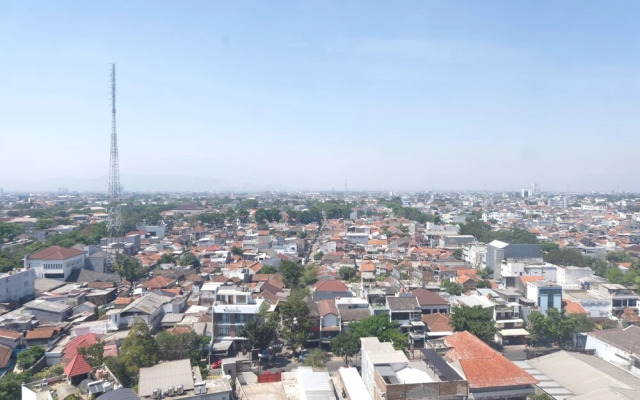 Spacious 2Br At Grand Asia Afrika Apartment