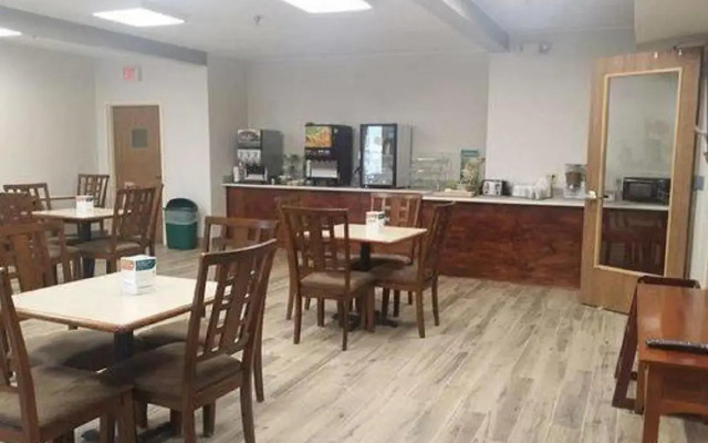 Quality Inn & Suites Schoharie near Howe Caverns