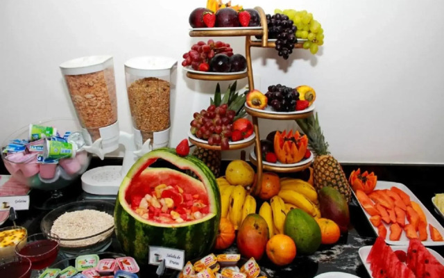 Victory Suites Hotel