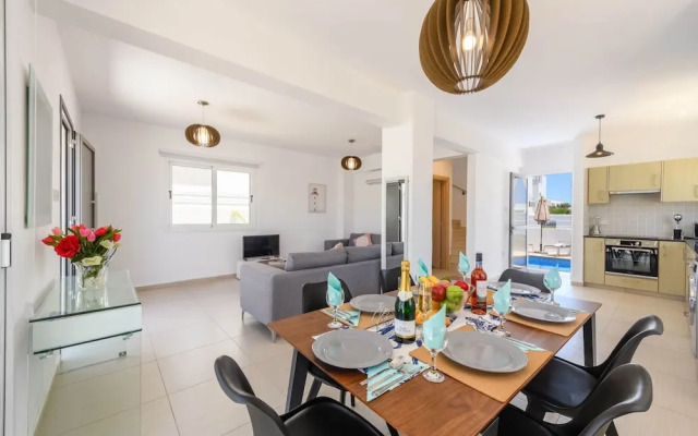 Nissini Villa 4 in Ayia Napa