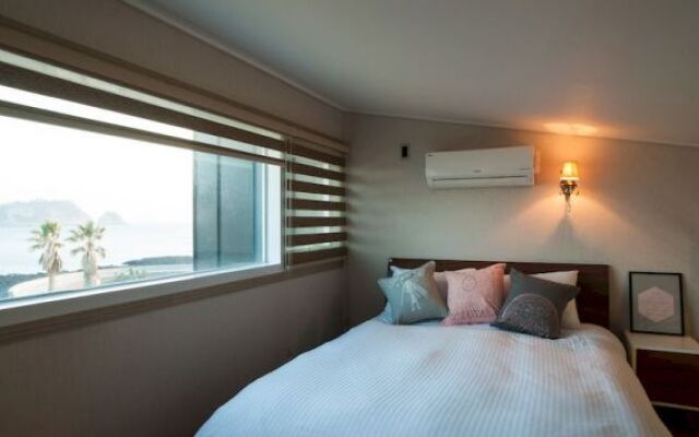 Jeju Solarseado Pension