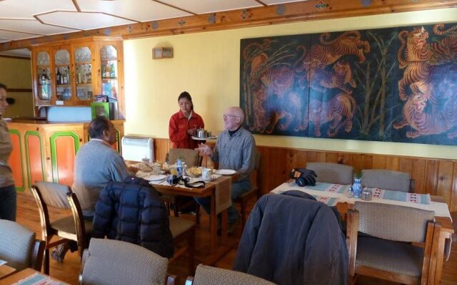 Everest Summit Lodge - Mende