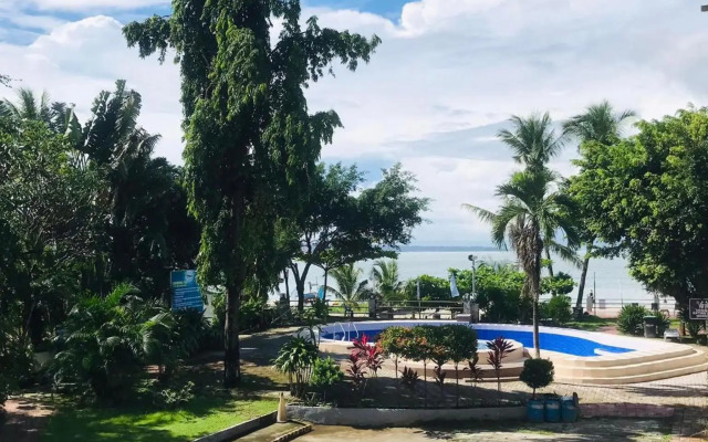 Subic Grand Seas Resort