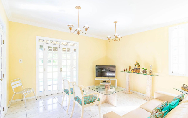 GB08 Aconchegante Casa 4 Suítes em Guarajuba