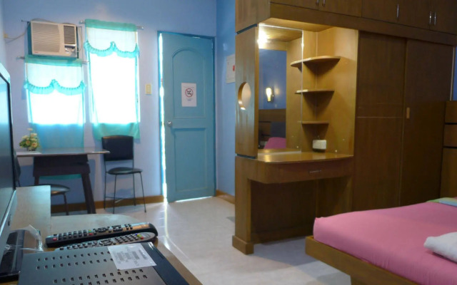 Rozen Suites Malakas