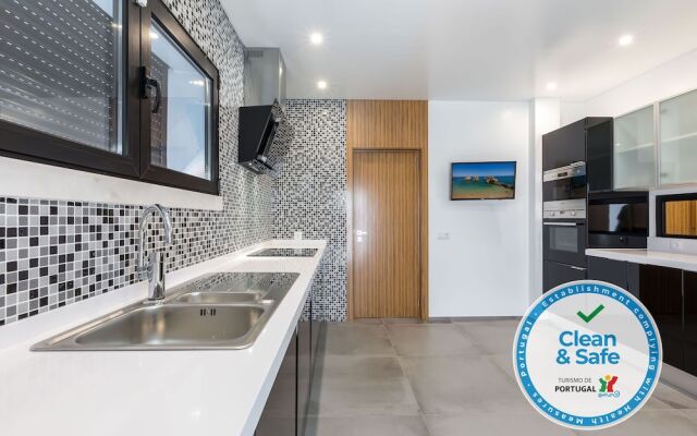 Luxury 47 - Deluxe Villa