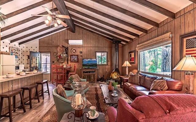 Innjoy - Two Bedroom Cabin