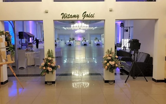 Hotel DYMINY