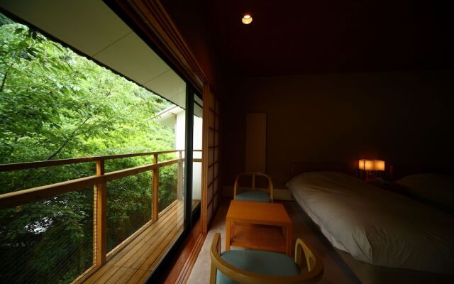 Ureshino Onsen Taishouya Shiibasanso