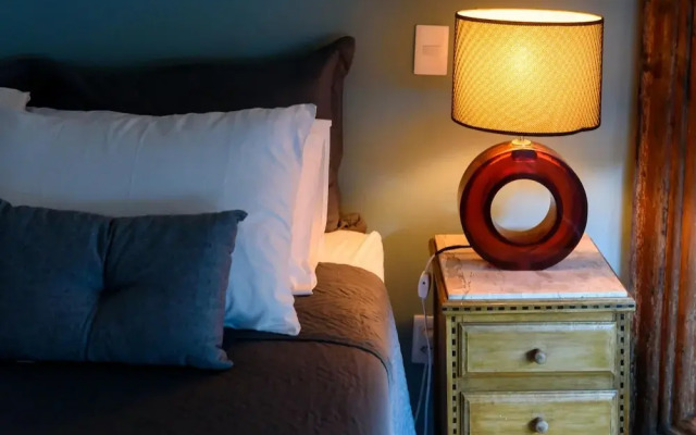 Peace in Copacabana Forest View Br1009