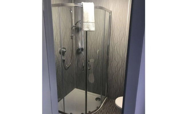 The Knowes Hotel & Restaurant