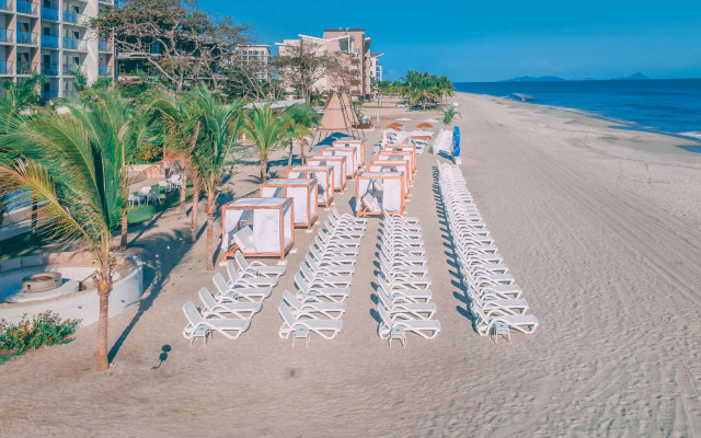 Radisson Riviera Panama