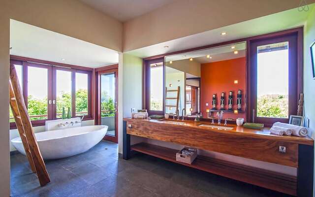 The Colonnade by Exotiq Villa Holidays