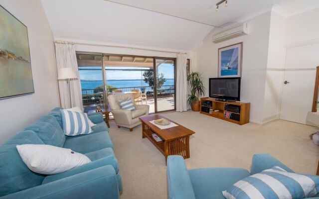 A Yachtsmans Rest Unit 4, 37 Victoria Parade