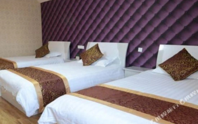 Urumqi Furong Mingdi Business Hotel