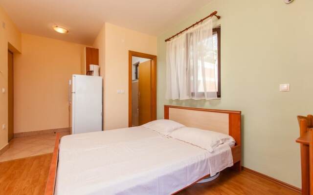 Apartments Mirko Duce