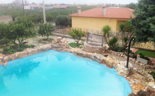 House With 4 Bedrooms in Oliva, With Wonderful Mountain View, Private