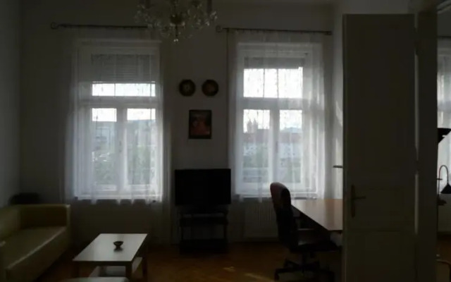 Iris Residence
