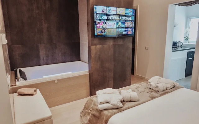 18zero2 Luxury Rooms