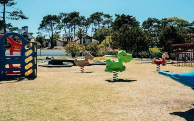 Dpto 6 personas FRENTE AL MAR-