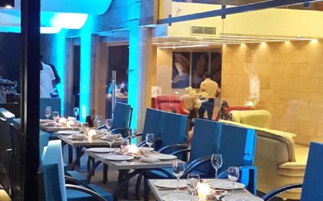 Jounieh Suites Hotel