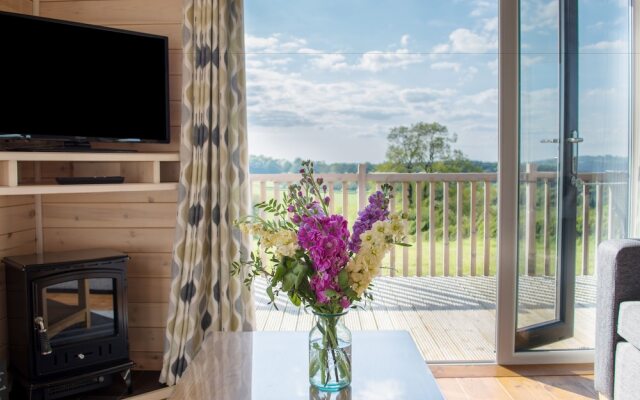 Moonrise Lodge - Swallow Lodge