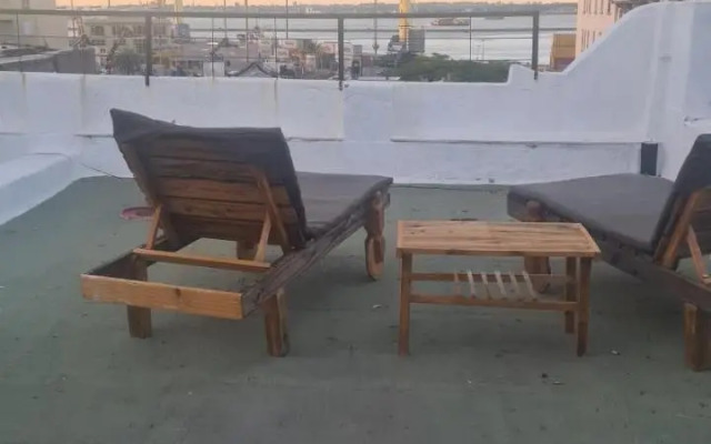 Hostal MVD Port
