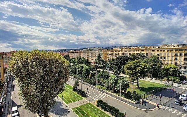 Riviera Vieux Nice by Nestor&Jeeves