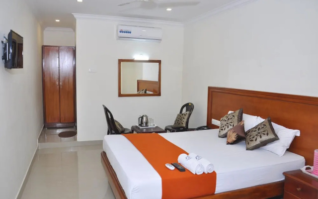 Hotel NNP Grand