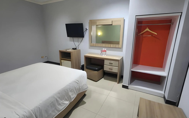 Hotel Celebes – Guest Rooms – Makassar