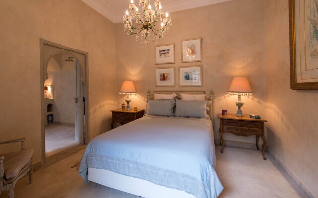 Riad Emberiza Sahari