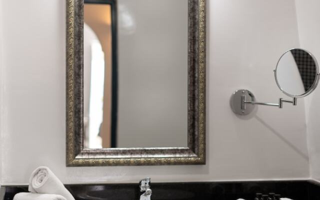 Nevma Suites