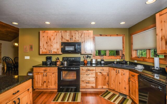Bears Lair House