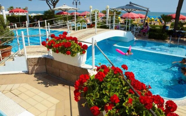 Ruhl Beach Hotel