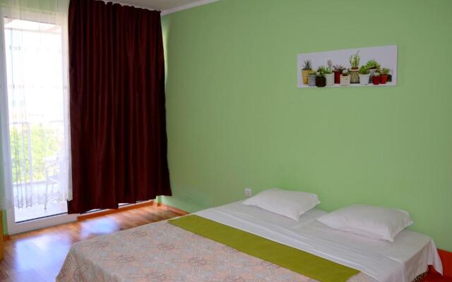 Sineva Del Sol Apartments