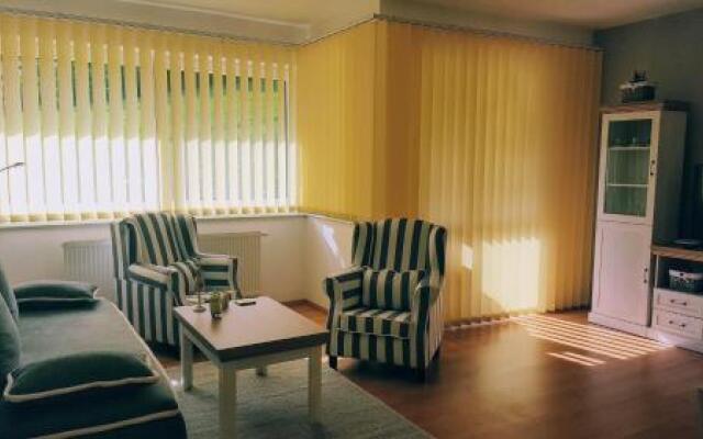 Pinewood Valley Apartment